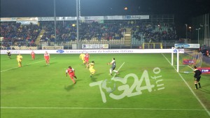 frosinone-carpi_azione_fr