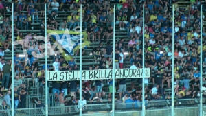 Curva_Striscione_paganese_LaStella