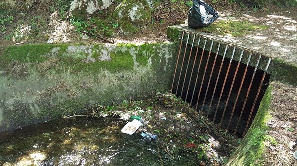 Rifiuti a Canneto 3