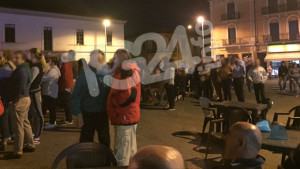 sfilata_gente