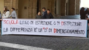 scuola-sit-in-2