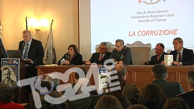 premiopetrarcone3