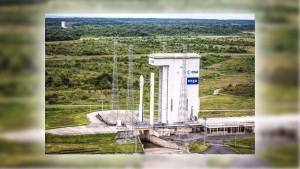 Fonte : ESA – Avio: VEGA launcher on pad in Kourou, French Guyana