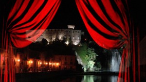 isola_teatro