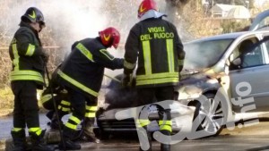 sora_auto_fiamme_2