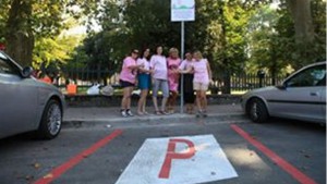 sora_parcheggio_rosa_2