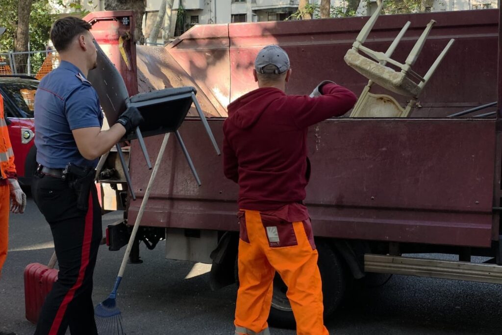 CASILINA - I controlli dei Carabinieri in zona Quarticciolo 1 - TG24.info