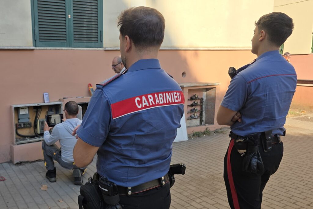 CASILINA - I controlli dei Carabinieri in zona Quarticciolo 3 - TG24.info
