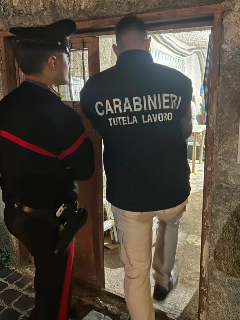 COLLEFERRO - Controlli dei Carabinieri nel fine settimana 2 - TG24.info