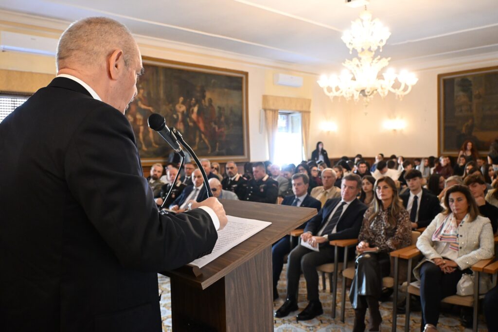 Cassino, Premio Golini Petrarcone - TG24.info